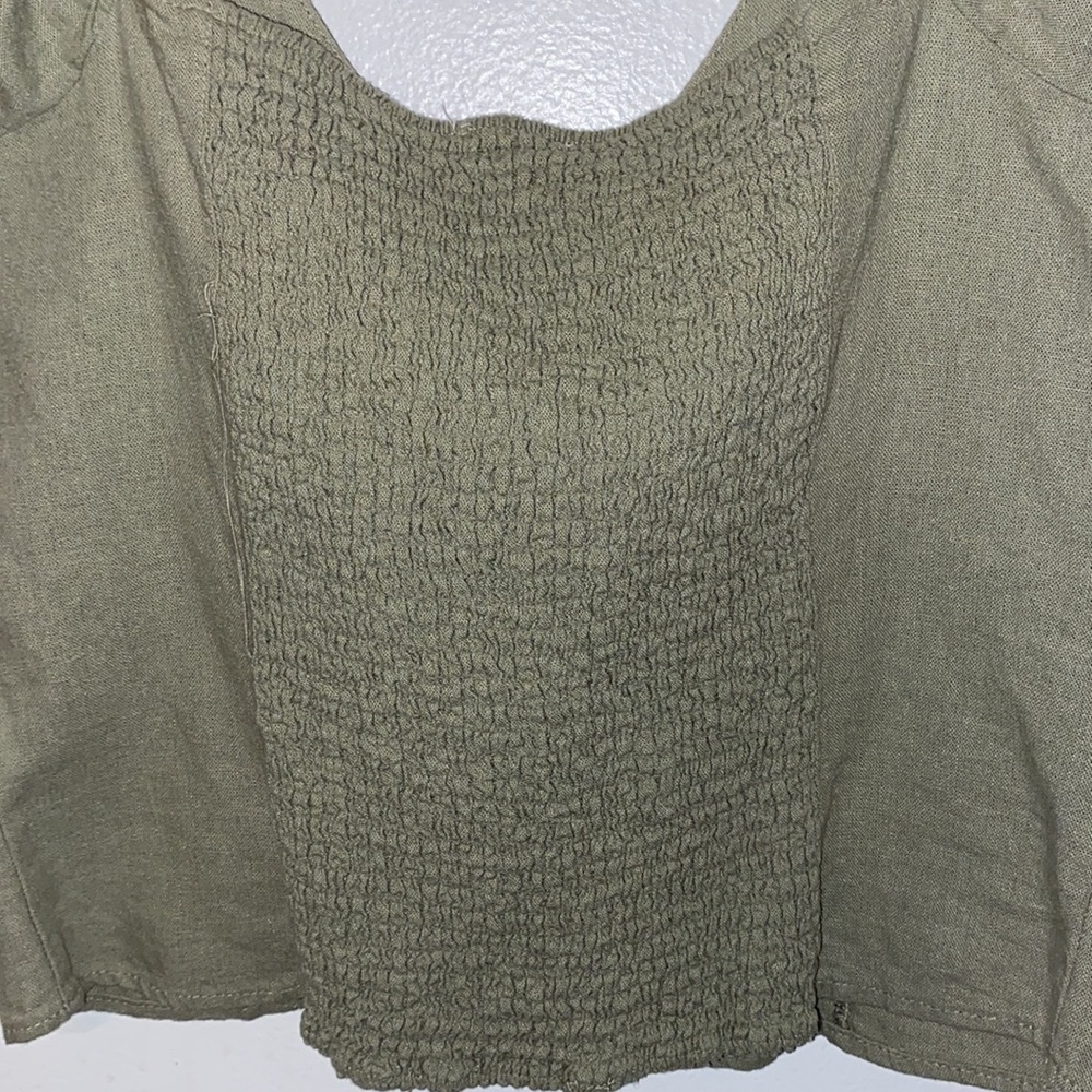 Green Ruched Top - Picture 5 of 5